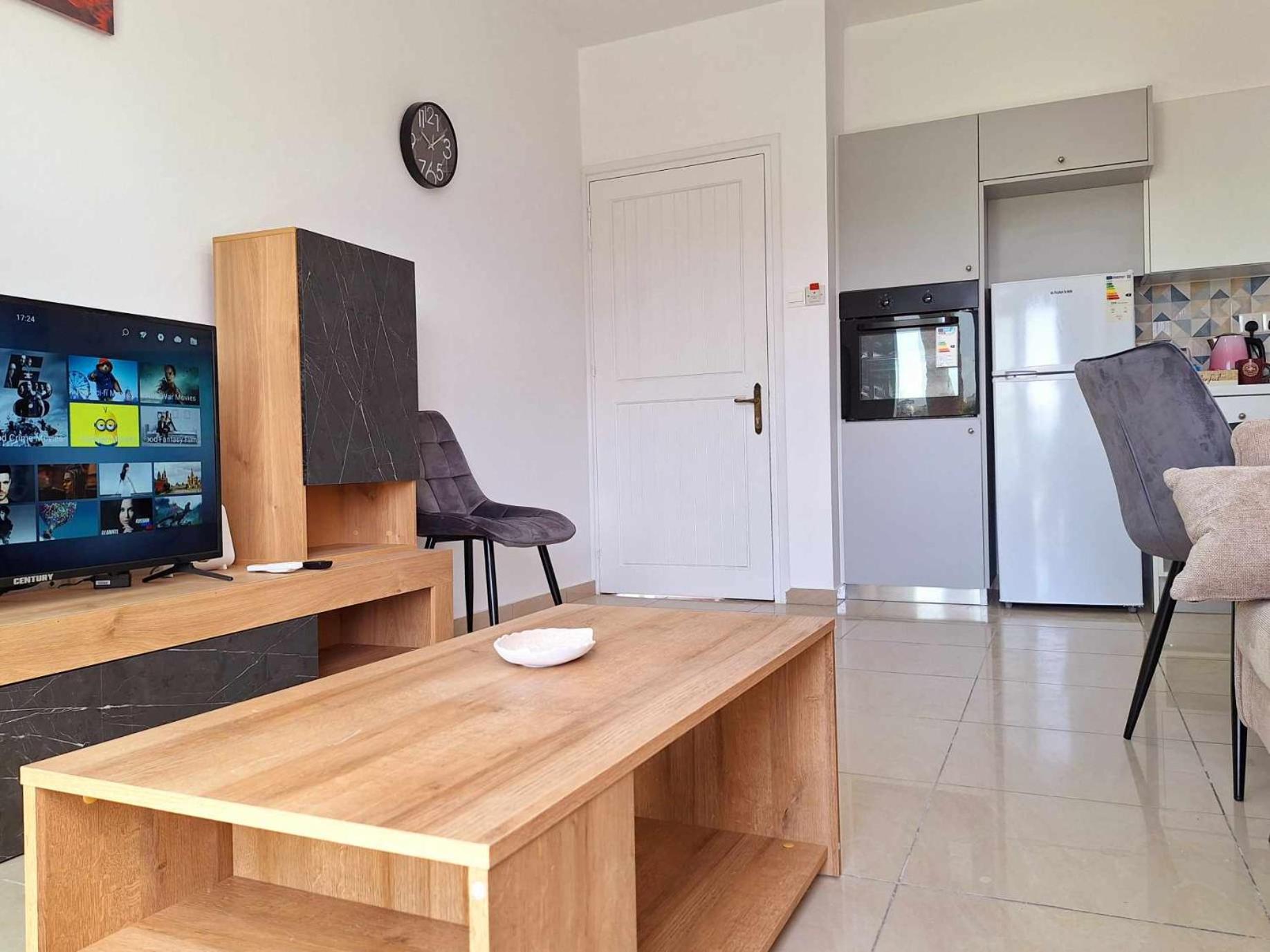 Stylish Apt Kato Paphos Close To Beach & Vibrant Harbor Life Bagian luar foto