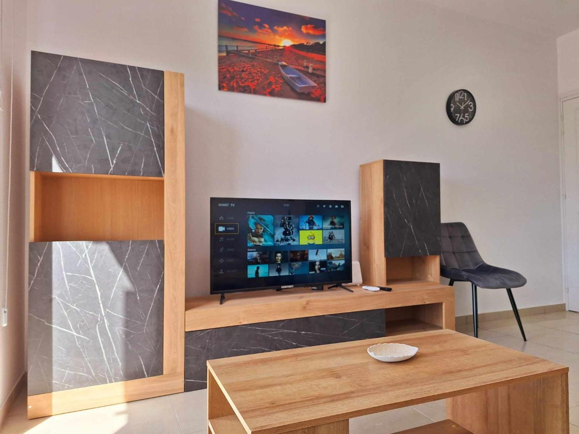 Stylish Apt Kato Paphos Close To Beach & Vibrant Harbor Life Bagian luar foto